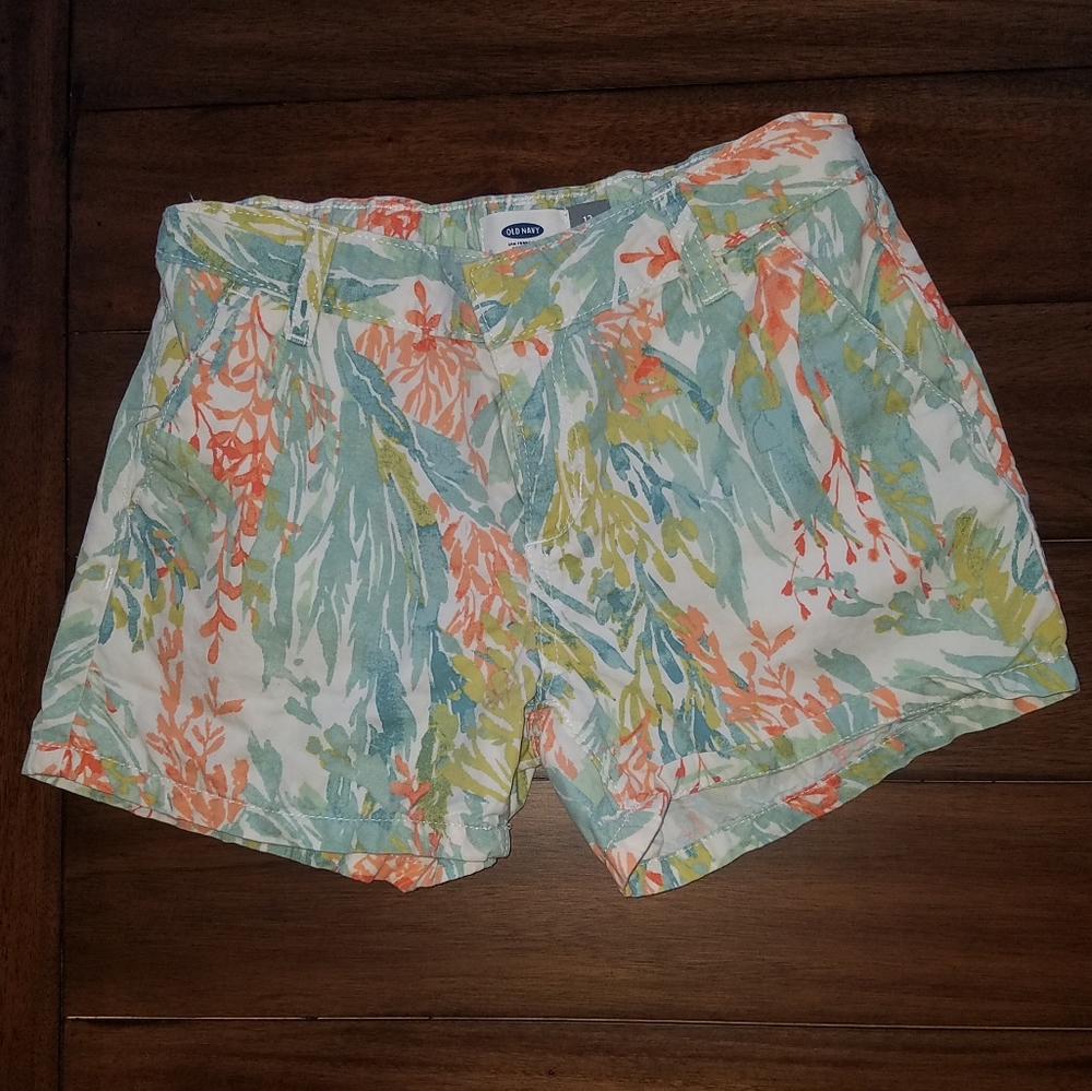 Old Navy tropical Shorts